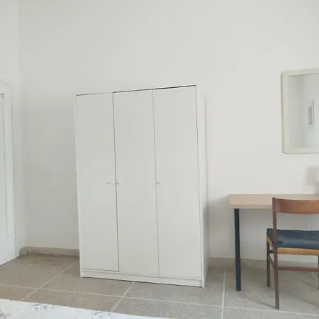 Casa Felci - Spacious Near The In Lägenhet