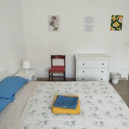 Lägenhet Casa Felci - Spacious Near The In Tirrenia